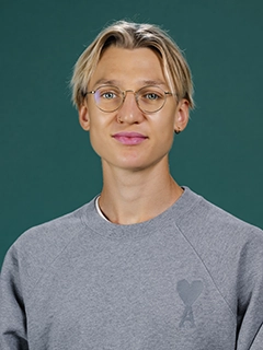 Tore Schuett headshot 
